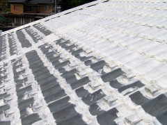 屋根塗装施工例１